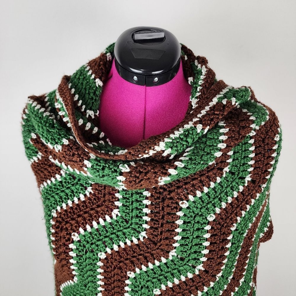 Handmade Crochet Throw Blanket Green Brown White Chevron Zigzag Scalloped Retro - Picture 7 of 16